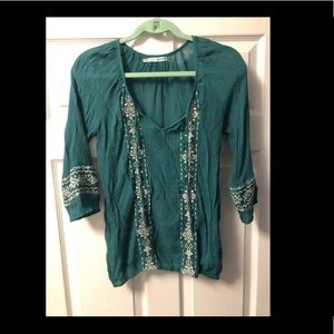 Maurice’s small 3/4 sleeve shirt